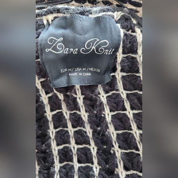 ZaraโShawl Batwing knit wrap sweater - Size Medium - Picture 6 of 9